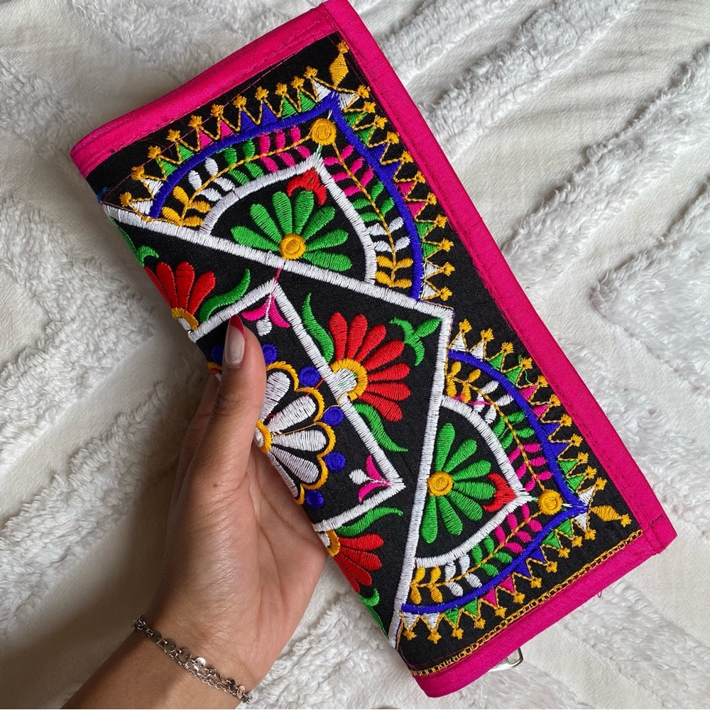 Colorful Embroidered Women's Clutch